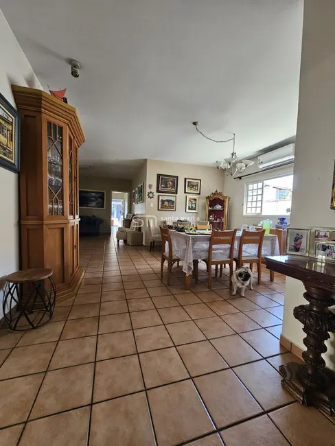 Casa com 3 quartos à venda, 615m2 em Socorro, Pindamonhangaba - SP - imagem 3 Foto 3 de Casa com 3 quartos à venda, 615m2 em Socorro, Pindamonhangaba - SP