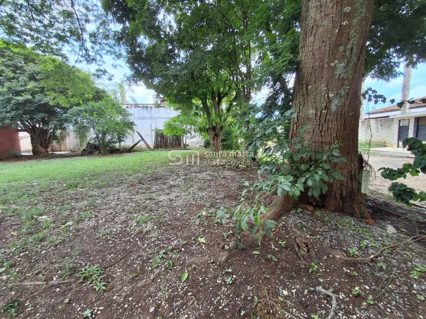 Foto 2 de Casa com 1 quarto à venda, 720m2 em Guaratingueta - SP