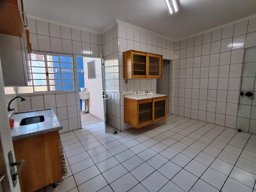 Casa com 2 quartos à venda, 720m2 em Cidade Industrial, Lorena - SP - imagem 5 Foto 5 de Casa com 2 quartos à venda, 720m2 em Cidade Industrial, Lorena - SP