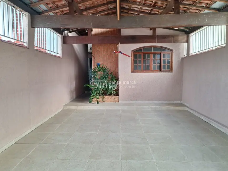 Casa com 2 quartos à venda, 720m2 em Cidade Industrial, Lorena - SP - imagem 1 Foto 1 de Casa com 2 quartos à venda, 720m2 em Cidade Industrial, Lorena - SP