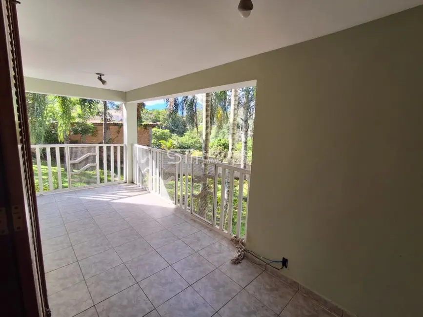 Foto 5 de Chácara com 4 quartos à venda, 720m2 em Lavrinhas - SP