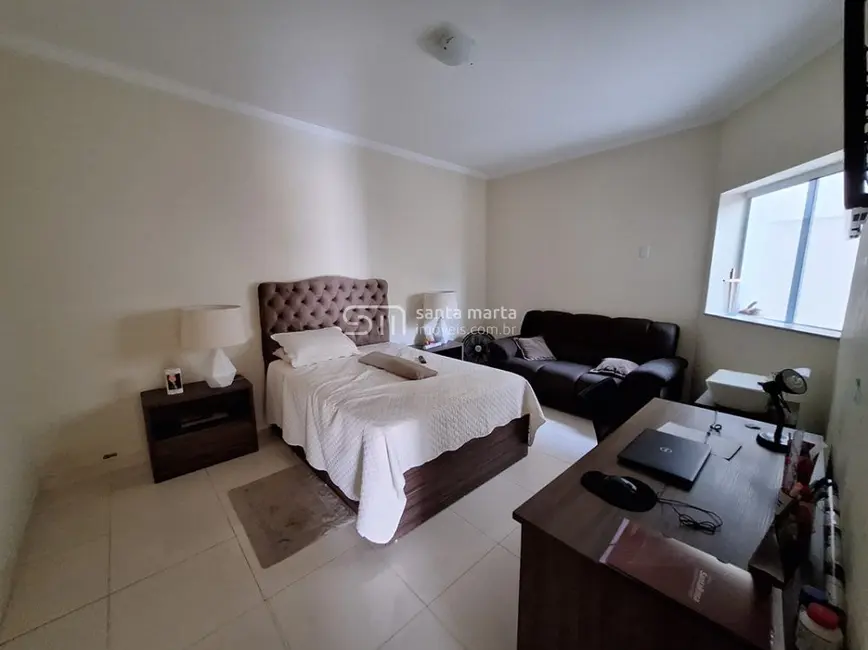 Foto 8 de Casa com 4 quartos à venda, 720m2 em Lorena - SP