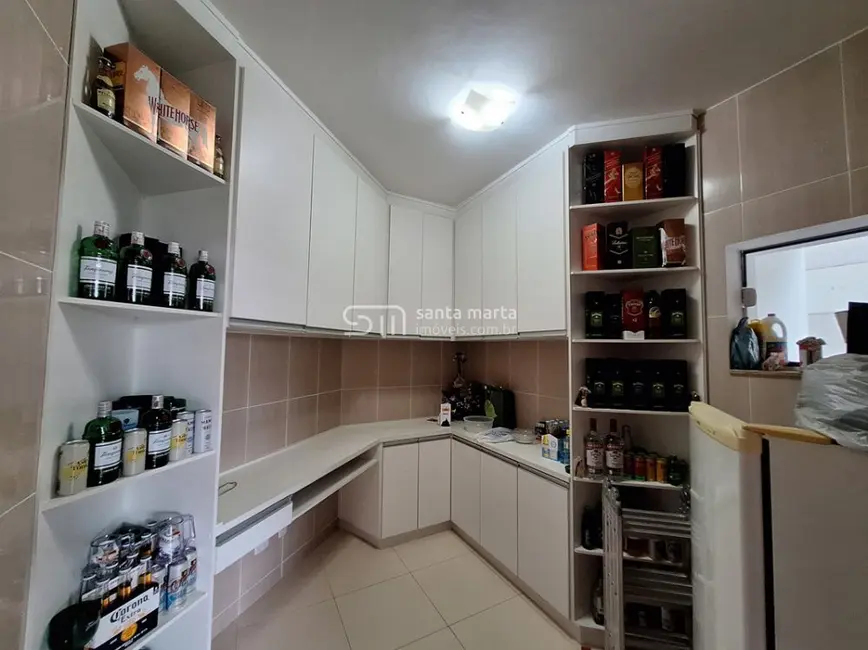 Foto 9 de Casa com 4 quartos à venda, 720m2 em Lorena - SP