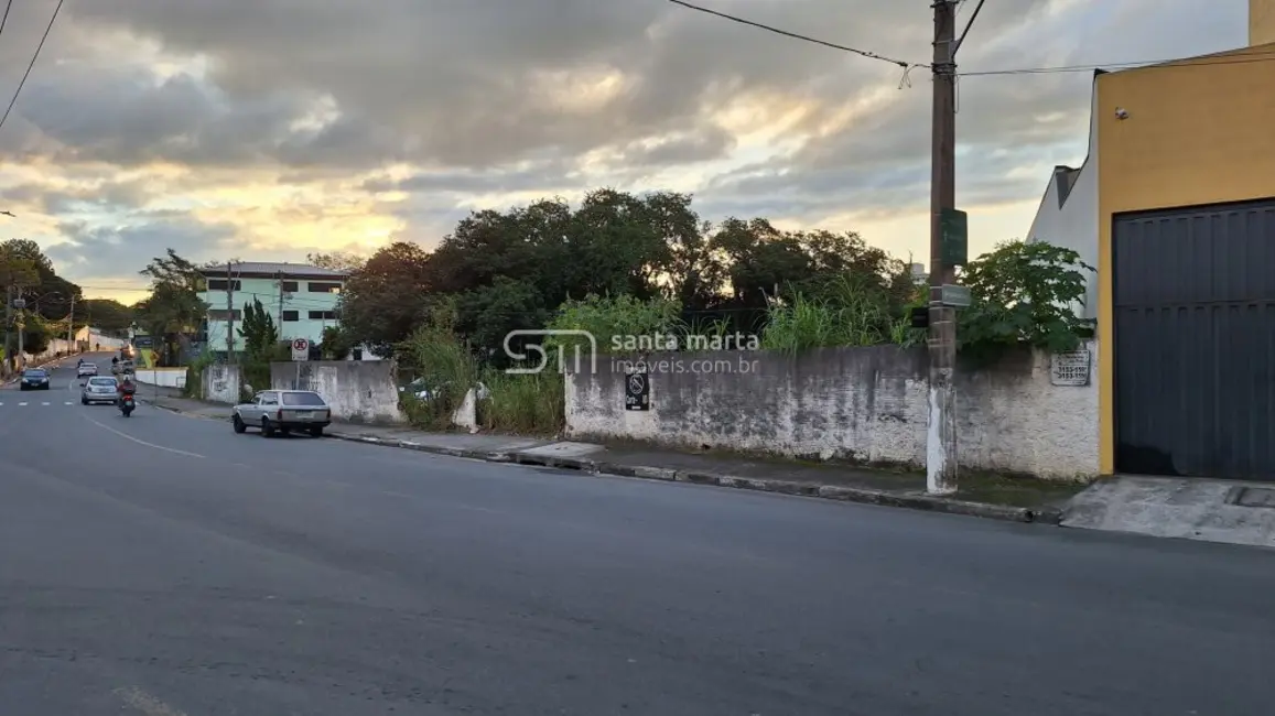 Foto 2 de Terreno / Lote à venda, 720m2 em Lorena - SP