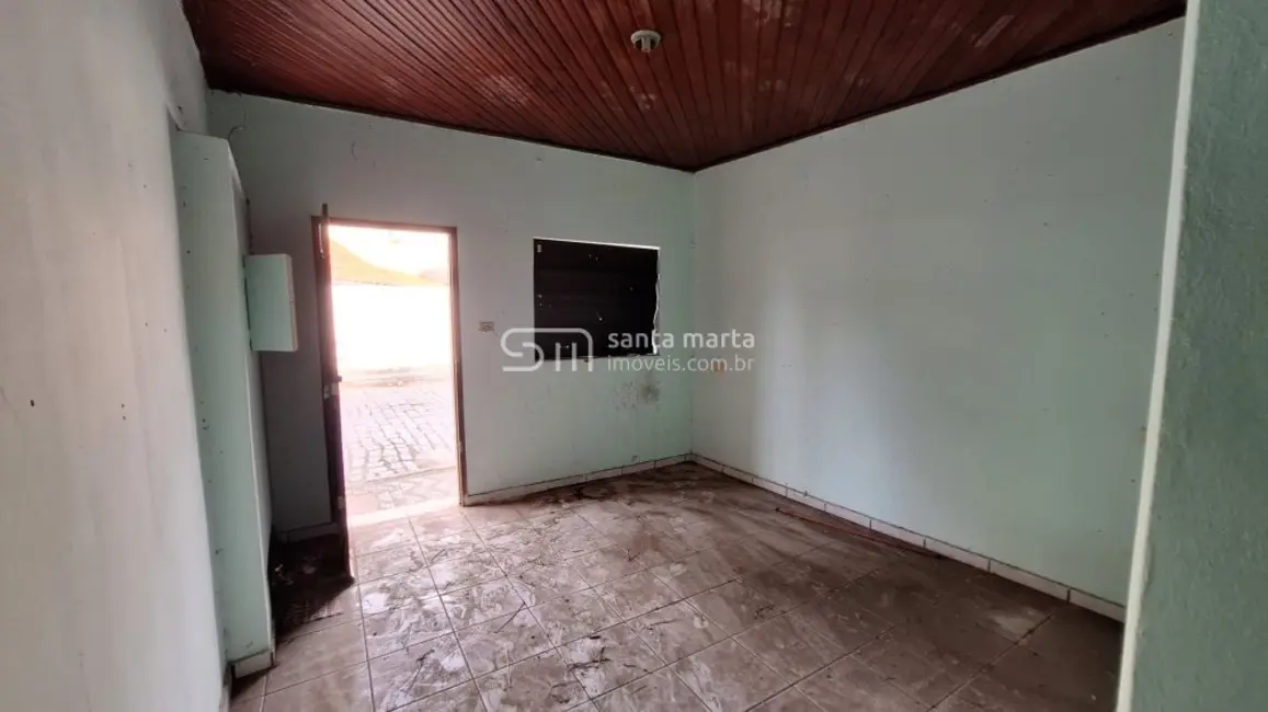 Casa com 1 quarto à venda, 123m2 em Cabelinha, Lorena - SP - imagem 4 Foto 4 de Casa com 1 quarto à venda, 123m2 em Cabelinha, Lorena - SP
