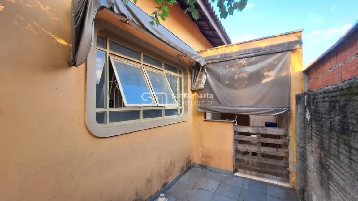 Casa com 3 quartos à venda, 123m2 em Cruz, Lorena - SP - imagem 4 Foto 4 de Casa com 3 quartos à venda, 123m2 em Cruz, Lorena - SP