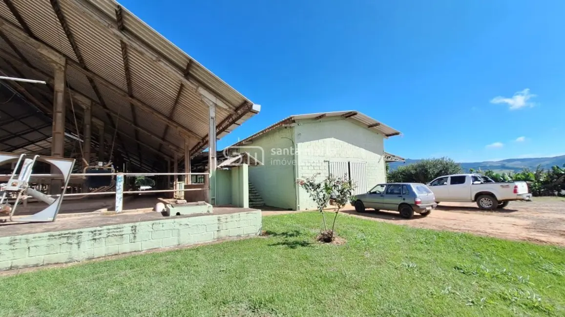 Fazenda / Haras com 3 quartos à venda, 123m2 em Carmo De Minas - MG - imagem 5 Foto 5 de Fazenda / Haras com 3 quartos à venda, 123m2 em Carmo De Minas - MG