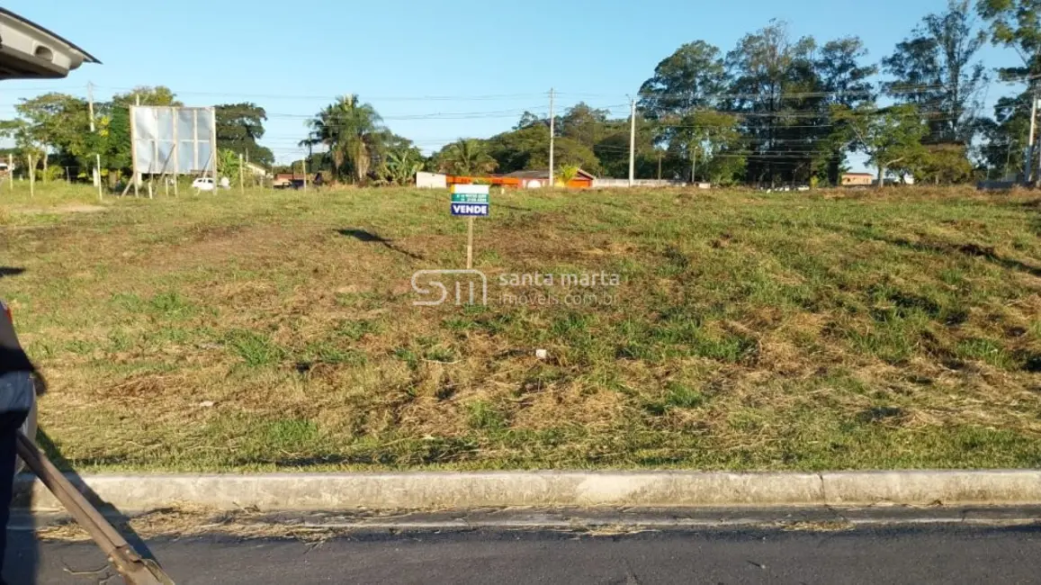 Foto 1 de Terreno / Lote à venda, 720m2 em Lorena - SP