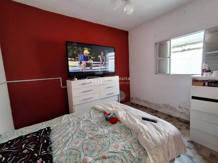 Casa com 3 quartos à venda, 123m2 em Vila Geny, Lorena - SP - imagem 4 Foto 4 de Casa com 3 quartos à venda, 123m2 em Vila Geny, Lorena - SP