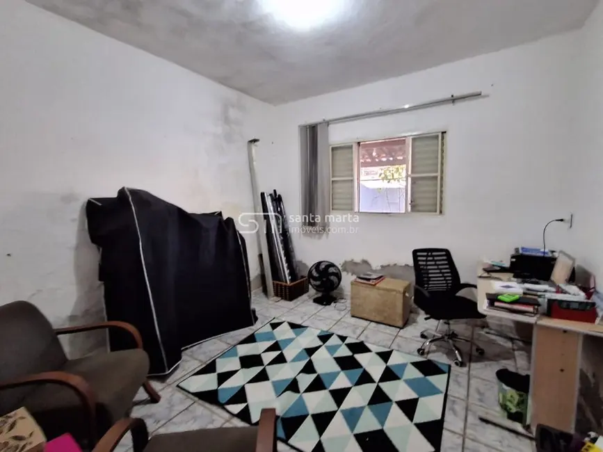 Casa com 3 quartos à venda, 123m2 em Vila Geny, Lorena - SP - imagem 5 Foto 5 de Casa com 3 quartos à venda, 123m2 em Vila Geny, Lorena - SP