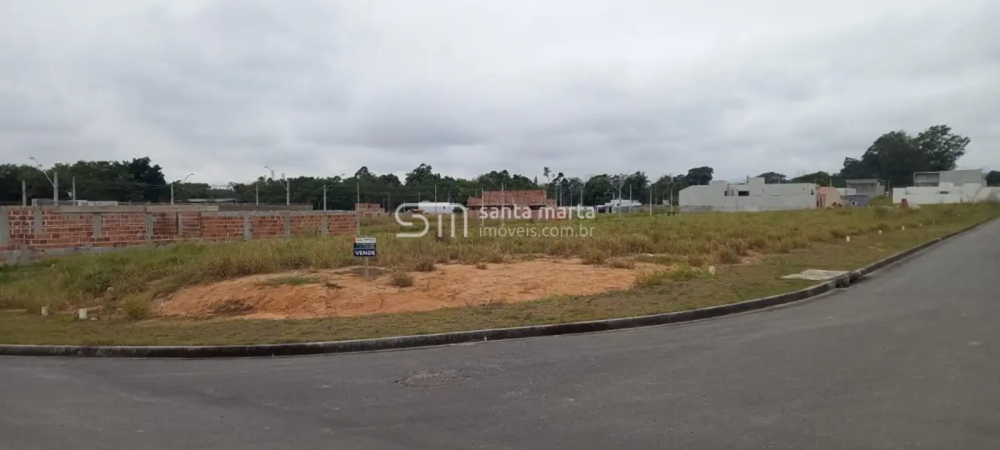 Foto 1 de Terreno / Lote à venda, 720m2 em Lorena - SP