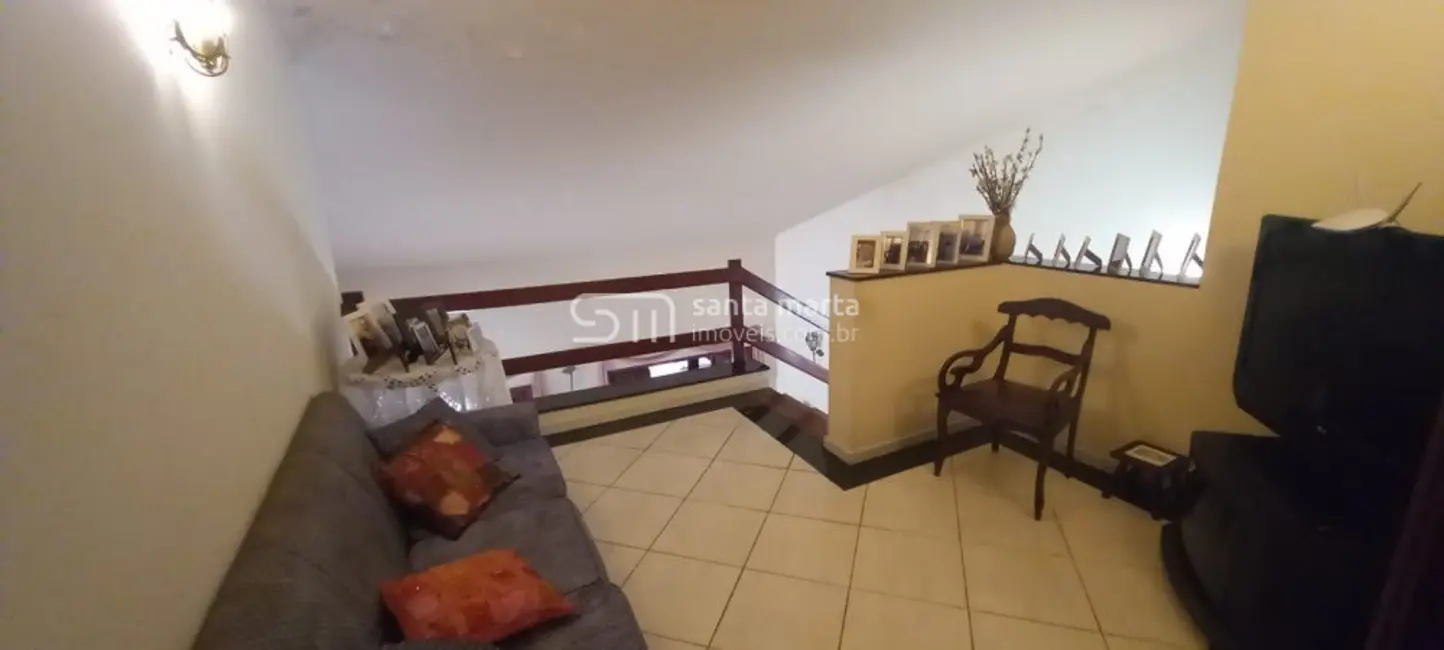 Sobrado com 4 quartos à venda, 123m2 em Lorena - SP - imagem 6 Foto 6 de Sobrado com 4 quartos à venda, 123m2 em Lorena - SP