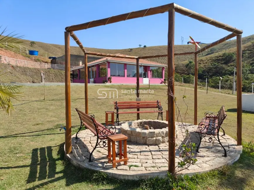 Foto 2 de Fazenda / Haras à venda, 123m2 em Guaratingueta - SP