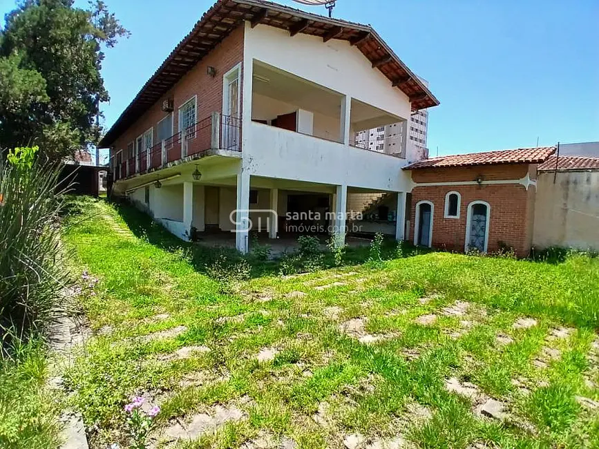 Casa com 5 quartos à venda, 123m2 em Lorena - SP - imagem 1 Foto 1 de Casa com 5 quartos à venda, 123m2 em Lorena - SP