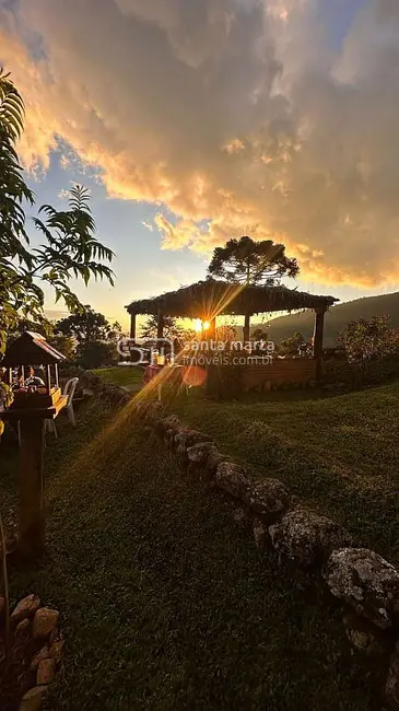 Foto 6 de Fazenda / Haras à venda, 123m2 em Delfim Moreira - MG