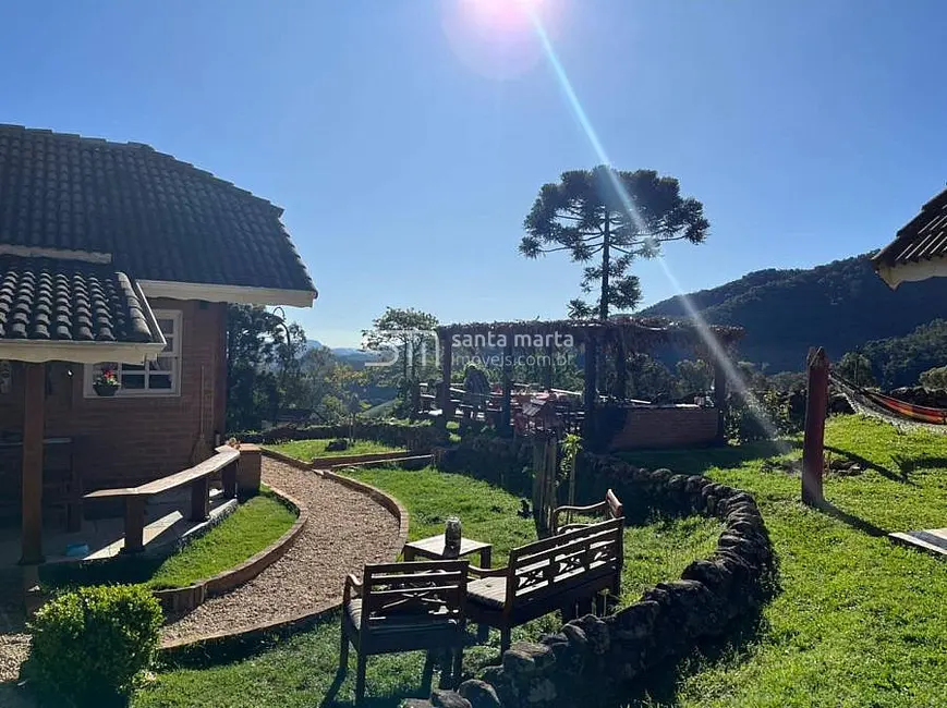 Foto 7 de Fazenda / Haras à venda, 123m2 em Delfim Moreira - MG