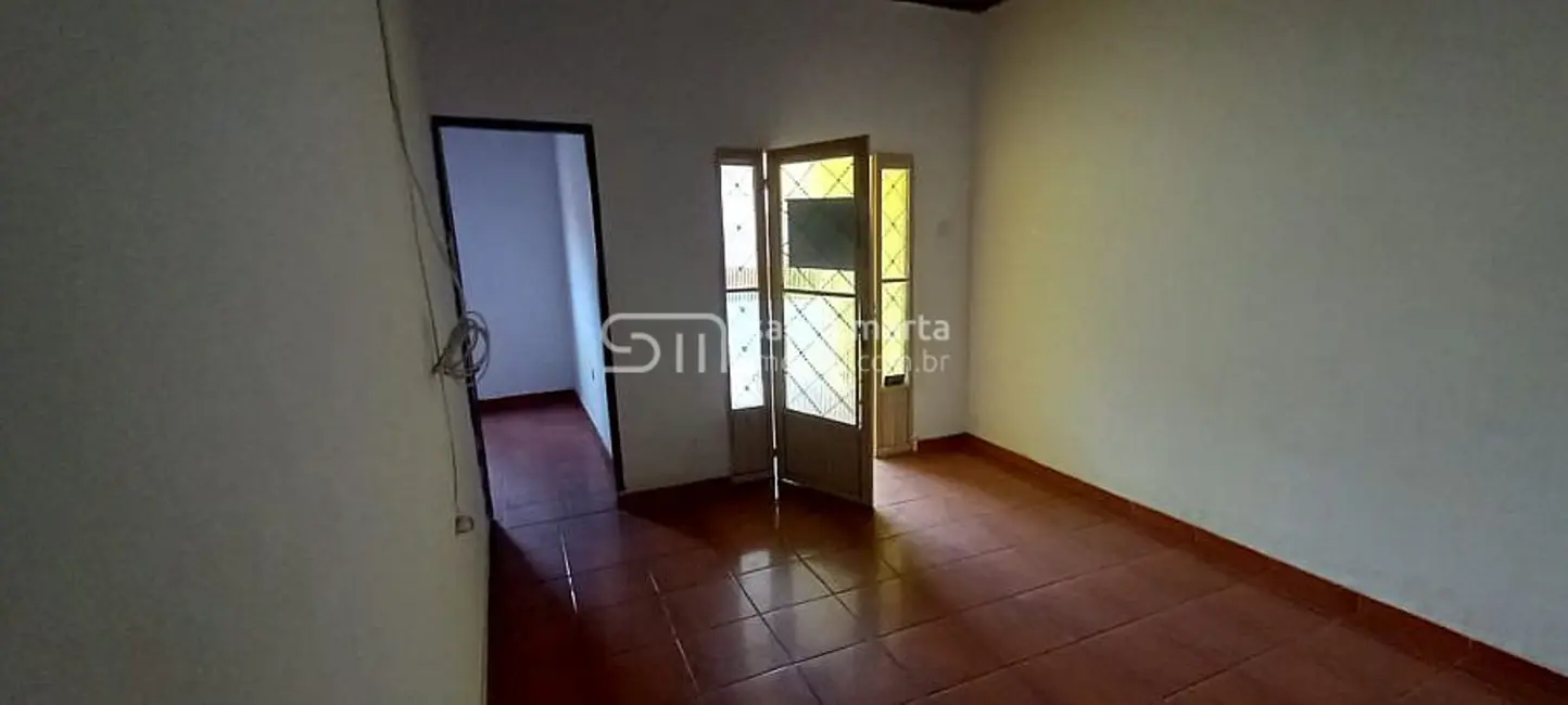 Foto 2 de Casa com 2 quartos à venda, 123m2 em Lorena - SP
