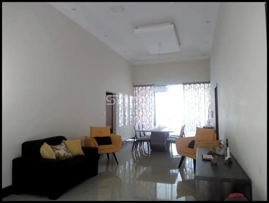 Foto 2 de Casa com 2 quartos à venda, 450m2 em Parque Mondesir, Lorena - SP