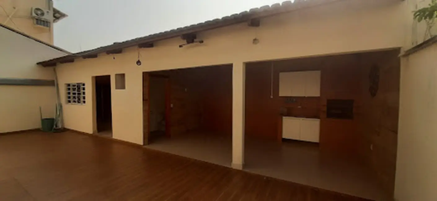Foto 8 de Sobrado com 6 quartos à venda, 360m2 em Plano Diretor Sul, Palmas - TO