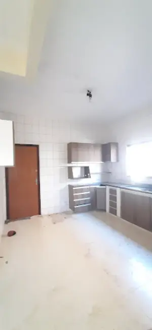 Sobrado com 5 quartos para alugar, 450m2 em Plano Diretor Norte, Palmas - TO - imagem 6 Foto 6 de Sobrado com 5 quartos para alugar, 450m2 em Plano Diretor Norte, Palmas - TO