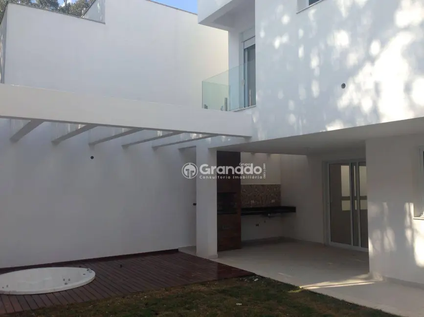 Sobrado com 3 quartos à venda, 260m2 em Tucuruvi, São Paulo - SP - imagem 9 Foto 9 de Sobrado com 3 quartos à venda, 260m2 em Tucuruvi, São Paulo - SP