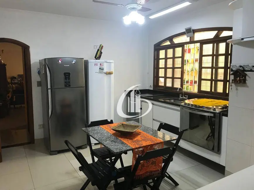 Sobrado com 4 quartos à venda, 195m2 em Casa Verde Média, São Paulo - SP - imagem 8 Foto 8 de Sobrado com 4 quartos à venda, 195m2 em Casa Verde Média, São Paulo - SP