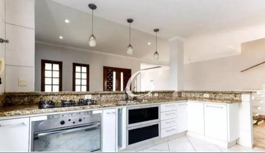 Sobrado com 3 quartos à venda, 362m2 em Vila Mazzei, São Paulo - SP - imagem 7 Foto 7 de Sobrado com 3 quartos à venda, 362m2 em Vila Mazzei, São Paulo - SP