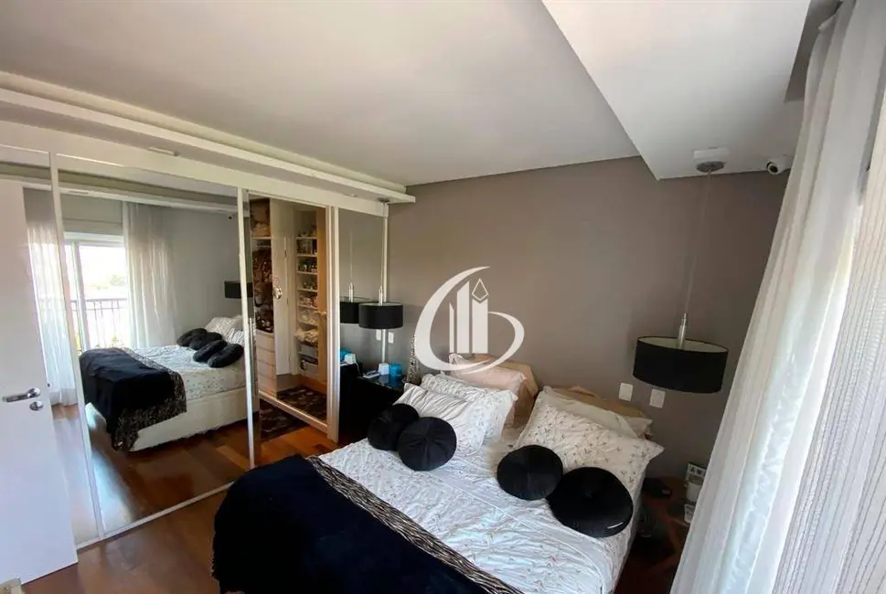Foto 8 de Apartamento com 4 quartos à venda, 250m2 em Vila Maria Alta, São Paulo - SP
