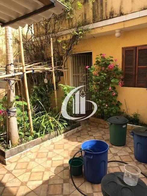 Sobrado com 3 quartos à venda, 200m2 em Santana, São Paulo - SP - imagem 9 Foto 9 de Sobrado com 3 quartos à venda, 200m2 em Santana, São Paulo - SP