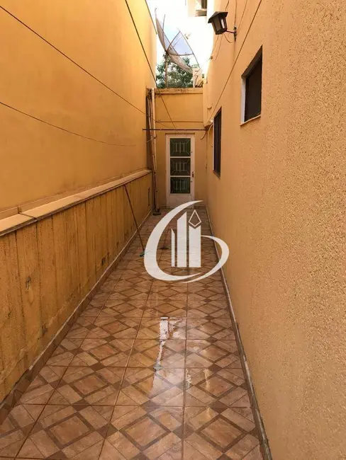 Sobrado com 3 quartos à venda, 200m2 em Santana, São Paulo - SP - imagem 8 Foto 8 de Sobrado com 3 quartos à venda, 200m2 em Santana, São Paulo - SP