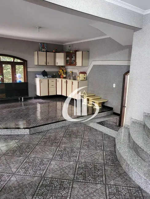 Foto 5 de Sobrado com 5 quartos à venda, 200m2 em Vila Maria Alta, São Paulo - SP