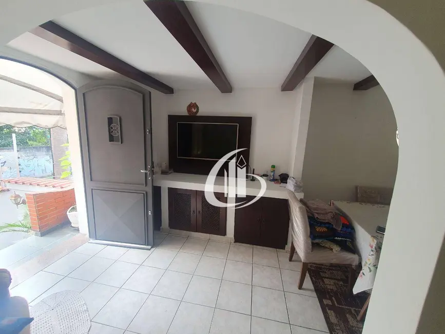 Sobrado com 3 quartos à venda, 119m2 em Vila Medeiros, São Paulo - SP - imagem 2 Foto 2 de Sobrado com 3 quartos à venda, 119m2 em Vila Medeiros, São Paulo - SP