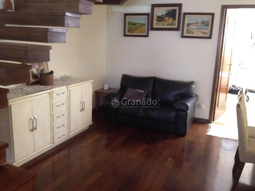 Sobrado com 4 quartos à venda, 298m2 em Jardim São Paulo(Zona Norte), São Paulo - SP - imagem 2 Foto 2 de Sobrado com 4 quartos à venda, 298m2 em Jardim São Paulo(Zona Norte), São Paulo - SP