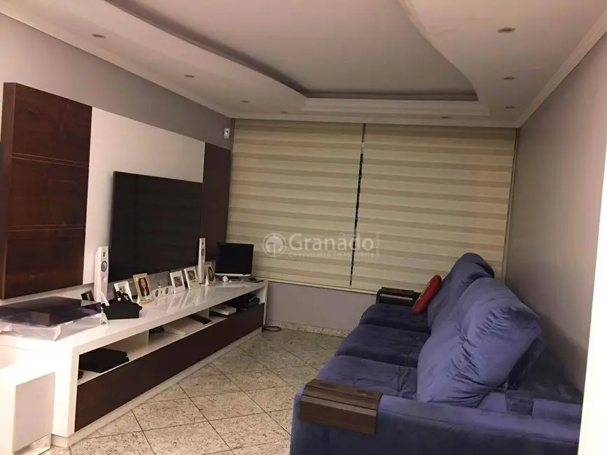 Sobrado com 3 quartos à venda, 330m2 em Santana, São Paulo - SP - imagem 3 Foto 3 de Sobrado com 3 quartos à venda, 330m2 em Santana, São Paulo - SP