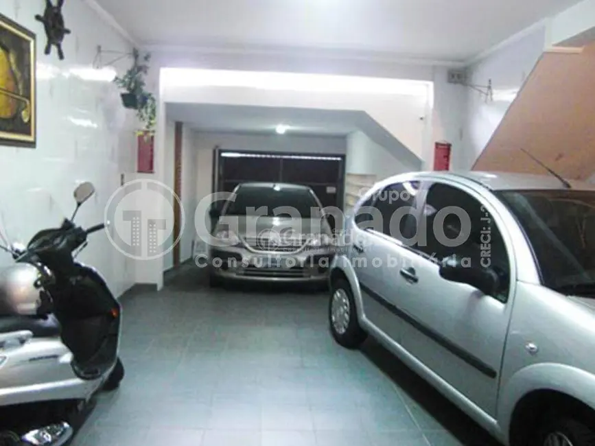 Foto 3 de Sobrado com 3 quartos à venda, 256m2 em Chora Menino, São Paulo - SP