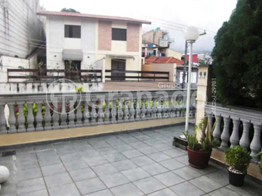 Foto 4 de Sobrado com 3 quartos à venda, 256m2 em Chora Menino, São Paulo - SP