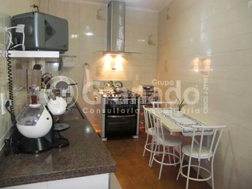 Foto 9 de Sobrado com 3 quartos à venda, 256m2 em Chora Menino, São Paulo - SP