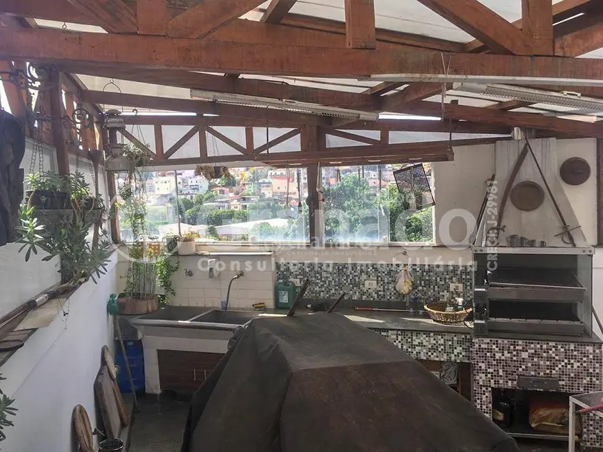 Sobrado com 10 quartos à venda, 800m2 em Jardim Japão, São Paulo - SP - imagem 3 Foto 3 de Sobrado com 10 quartos à venda, 800m2 em Jardim Japão, São Paulo - SP