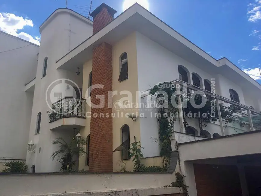 Sobrado com 10 quartos à venda, 800m2 em Jardim Japão, São Paulo - SP - imagem 1 Foto 1 de Sobrado com 10 quartos à venda, 800m2 em Jardim Japão, São Paulo - SP