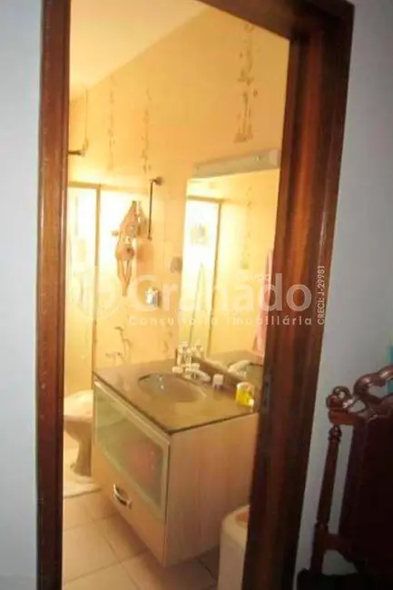 Sobrado com 3 quartos à venda, 200m2 em Vila Maria, São Paulo - SP - imagem 8 Foto 8 de Sobrado com 3 quartos à venda, 200m2 em Vila Maria, São Paulo - SP