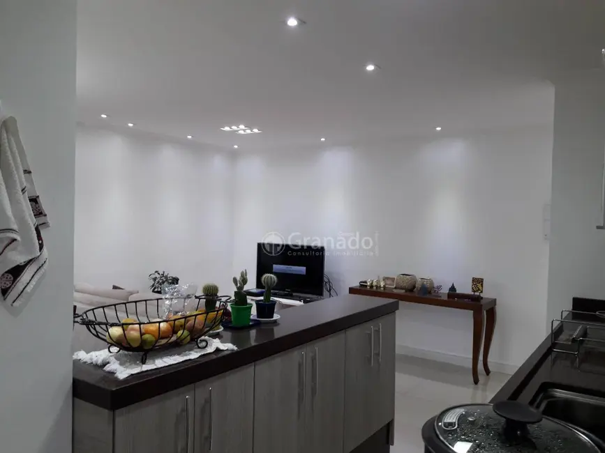 Apartamento com 3 quartos à venda, 82m2 em Vila Augusta, Guarulhos - SP - imagem 3 Foto 3 de Apartamento com 3 quartos à venda, 82m2 em Vila Augusta, Guarulhos - SP