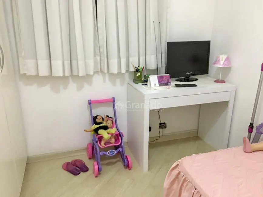 Foto 9 de Apartamento com 3 quartos à venda, 90m2 em Vila Paiva, São Paulo - SP