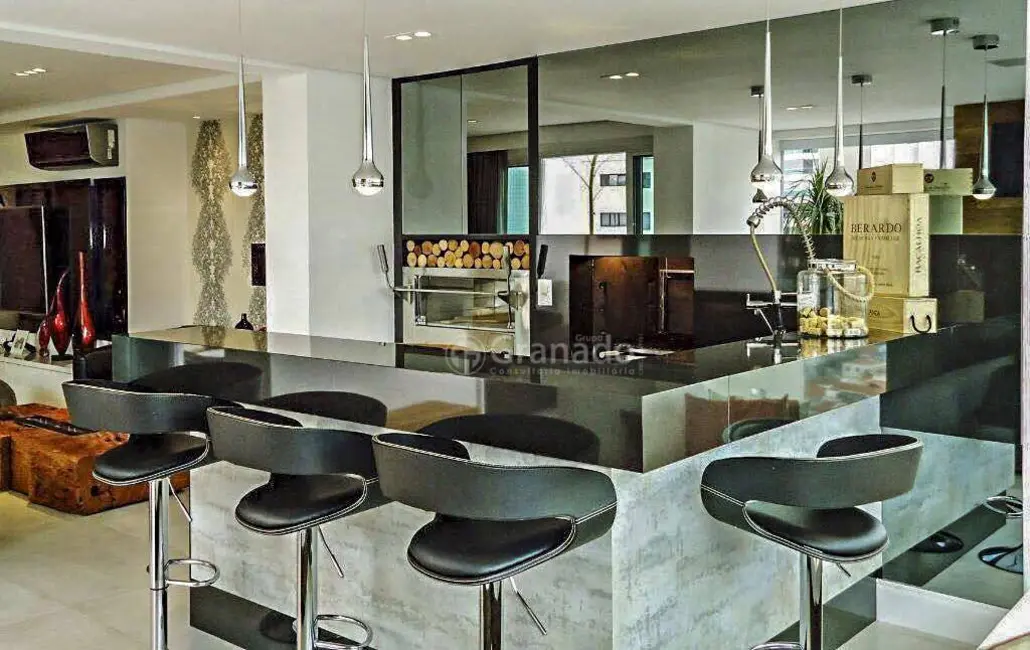 Foto 5 de Apartamento com 4 quartos à venda, 234m2 em Santana, São Paulo - SP