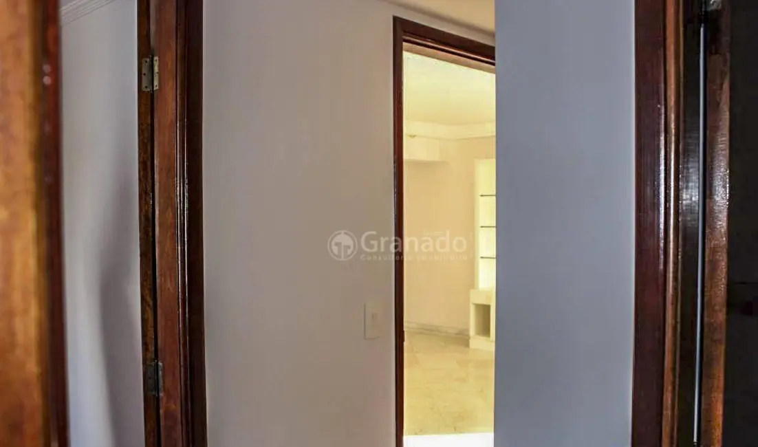 Apartamento com 3 quartos à venda, 226m2 em Santana, São Paulo - SP - imagem 6 Foto 6 de Apartamento com 3 quartos à venda, 226m2 em Santana, São Paulo - SP