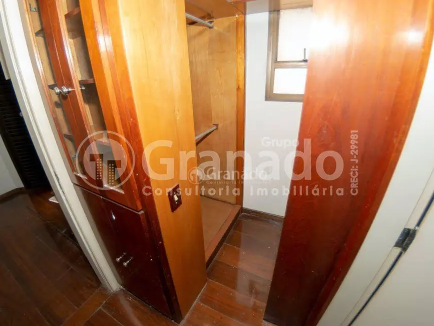 Foto 2 de Apartamento com 4 quartos à venda e para alugar, 215m2 em Vila Ester, São Paulo - SP