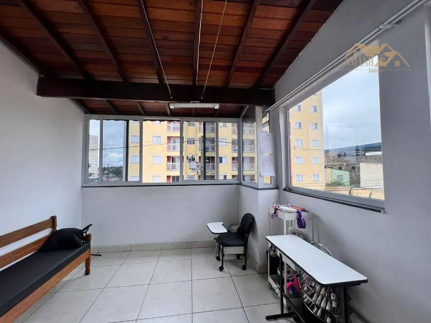 Casa com 2 quartos à venda, 125m2 em Jardim do Triunfo, Guarulhos - SP - imagem 5 Foto 5 de Casa com 2 quartos à venda, 125m2 em Jardim do Triunfo, Guarulhos - SP