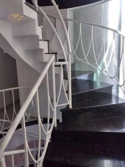 Foto 6 de Sobrado com 3 quartos à venda, 180m2 em Parque Renato Maia, Guarulhos - SP