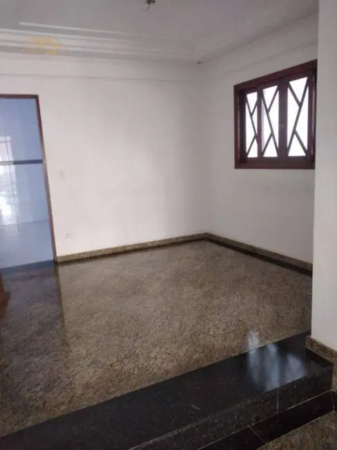 Foto 9 de Sobrado com 3 quartos à venda, 180m2 em Parque Renato Maia, Guarulhos - SP