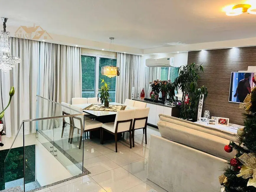 Foto 1 de Casa de Condomínio com 4 quartos à venda, 450m2 em Jardim Imperial Hills III, Aruja - SP