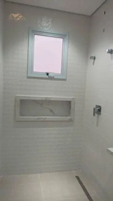 Foto 2 de Sobrado com 4 quartos à venda, 300m2 em Residencial Real Park, Aruja - SP